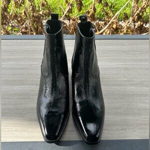 Donald Pliner Women’s Marisol Crinkle Patent Leather Side Zip Booties Sz 9.5